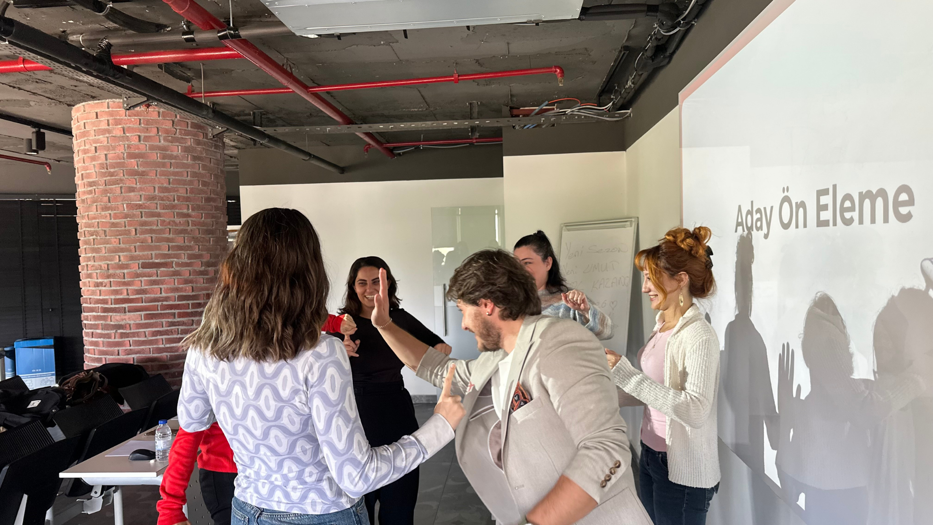 Mavi Gök Havacılık işe alım ve mülakat teknikleri eğitimi